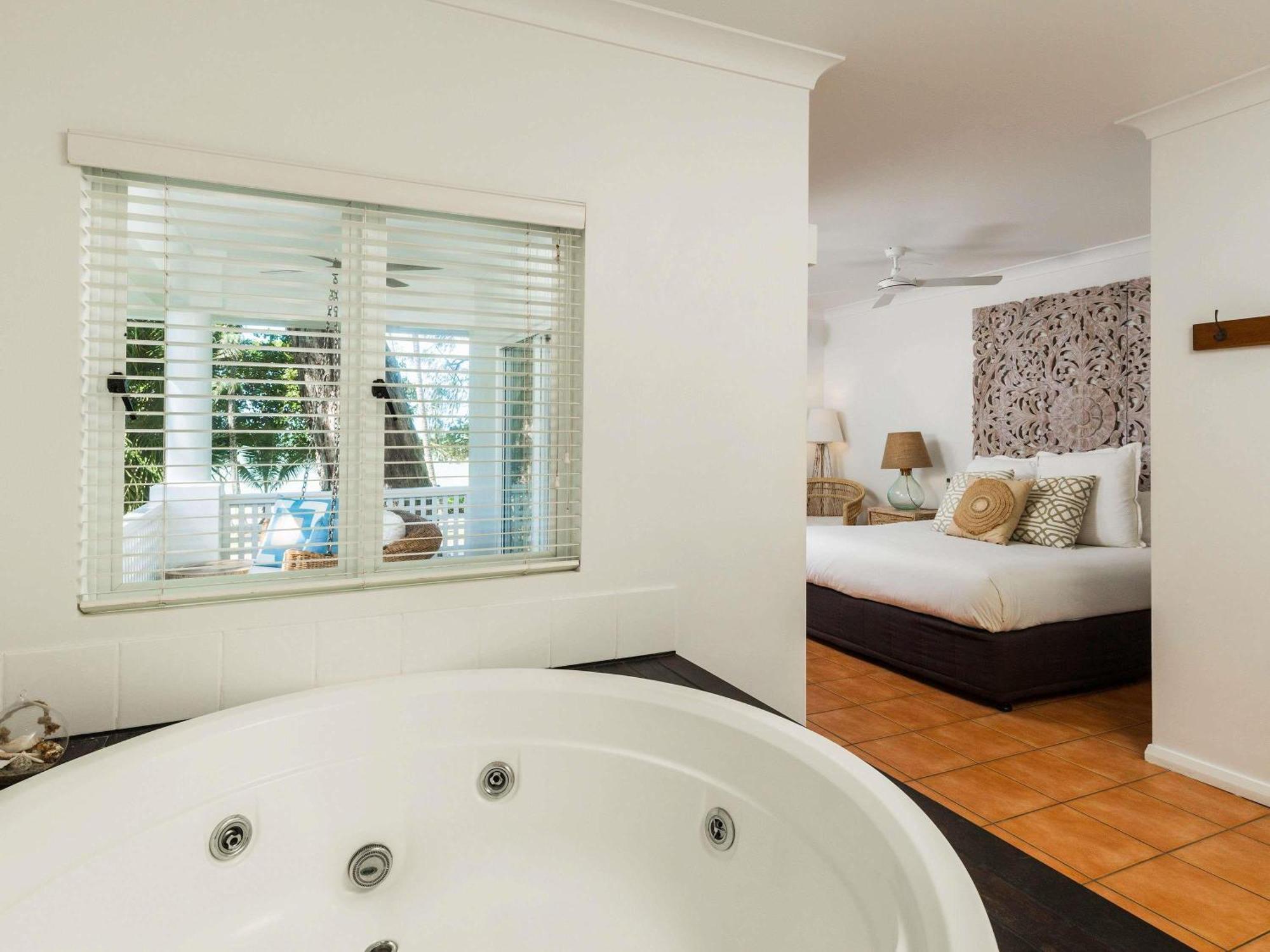The Reef House Adults Retreat - Enjoy 28 Complimentary Inclusions Hotel Palm Cove Exterior photo